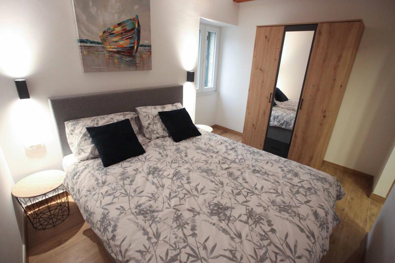 New Split Central Apartments Jakov & Niko Bagian luar foto