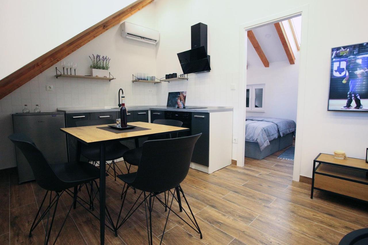 New Split Central Apartments Jakov & Niko Bagian luar foto